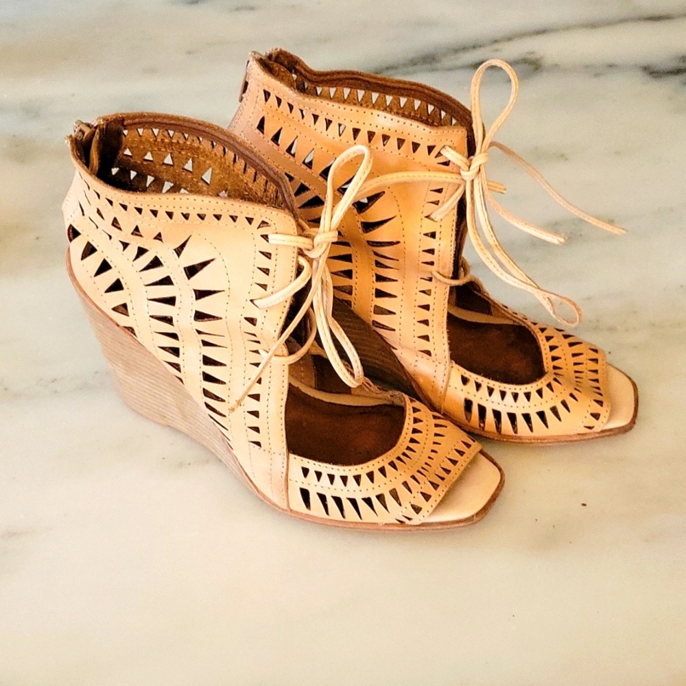 Jeffrey Campbell 8.5 wedge sandals